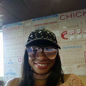 Meet your Posher, Tonya